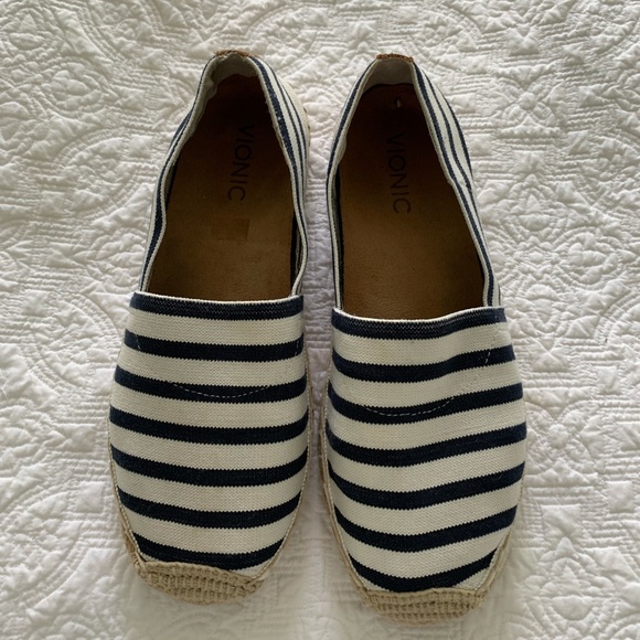 Vionic Shoes - Vionic Espadrilles...